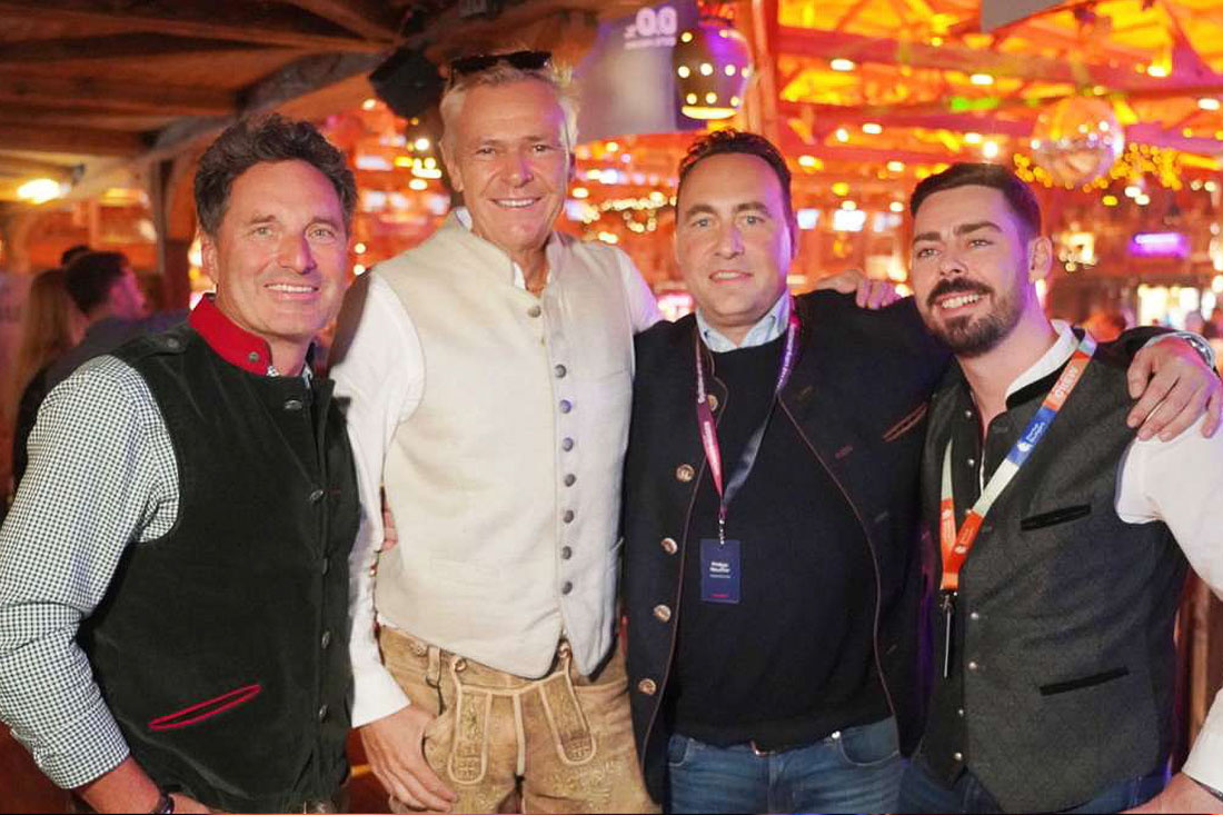 v.l. Dr. Christian Fitz (Klinik auf der Karlshöhe), Dr. Christoph Theis (CEO P3 Group), Philipp Neuffer (CEO fenster.com), Philipp Hagebölling (Vorstand Startup Stuttgart e.V.)