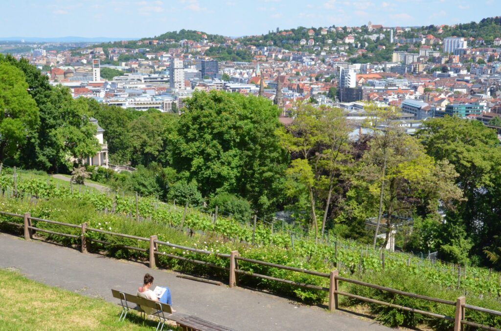 Blick von der Karlsh&ouml;he &uuml;ber den Stuttgarter Kessel