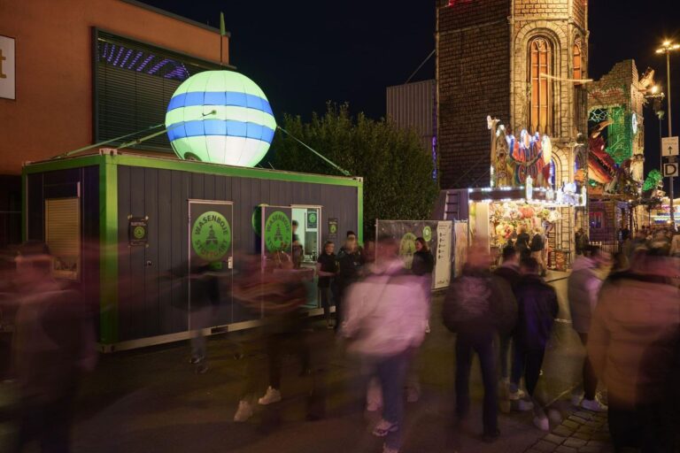Die Wasenboje auf dem Cannstatter Volksfest